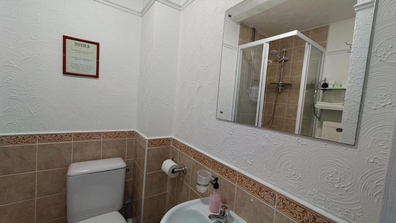 Orient B&B Holyhead Zewnętrze zdjęcie