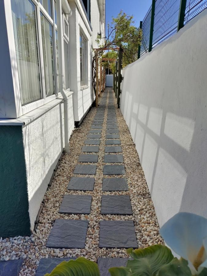 Orient B&B Holyhead Zewnętrze zdjęcie
