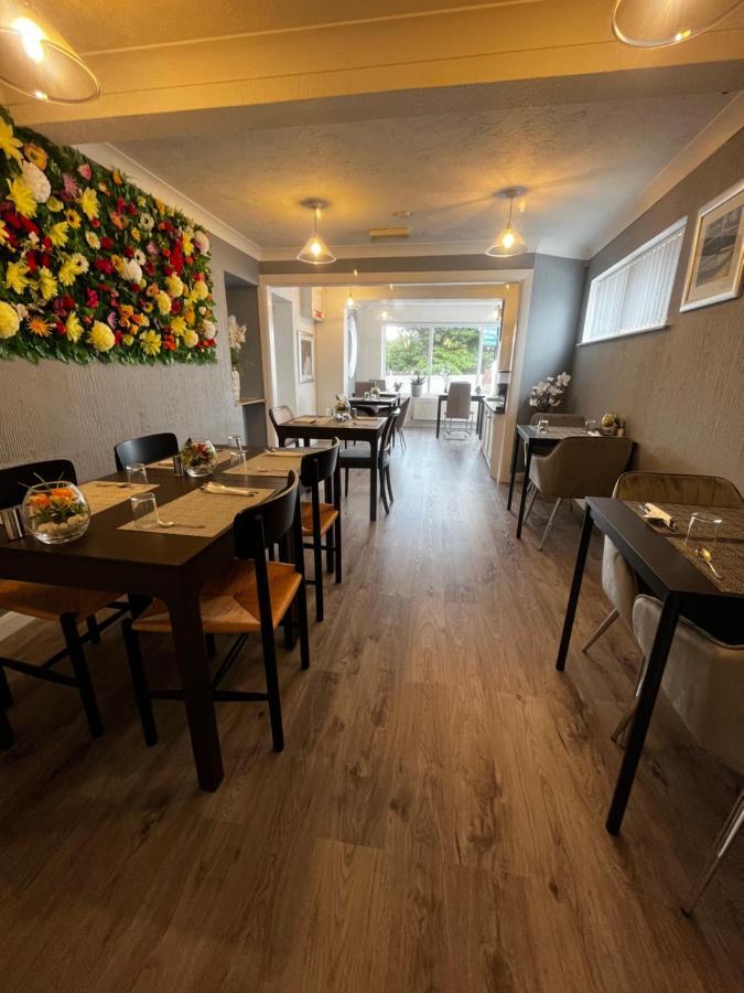 Orient B&B Holyhead Zewnętrze zdjęcie