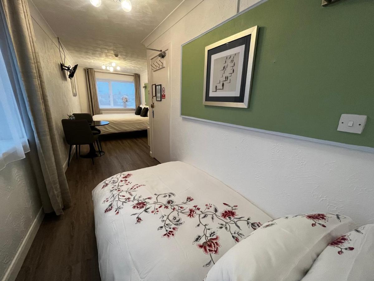 Orient B&B Holyhead Zewnętrze zdjęcie