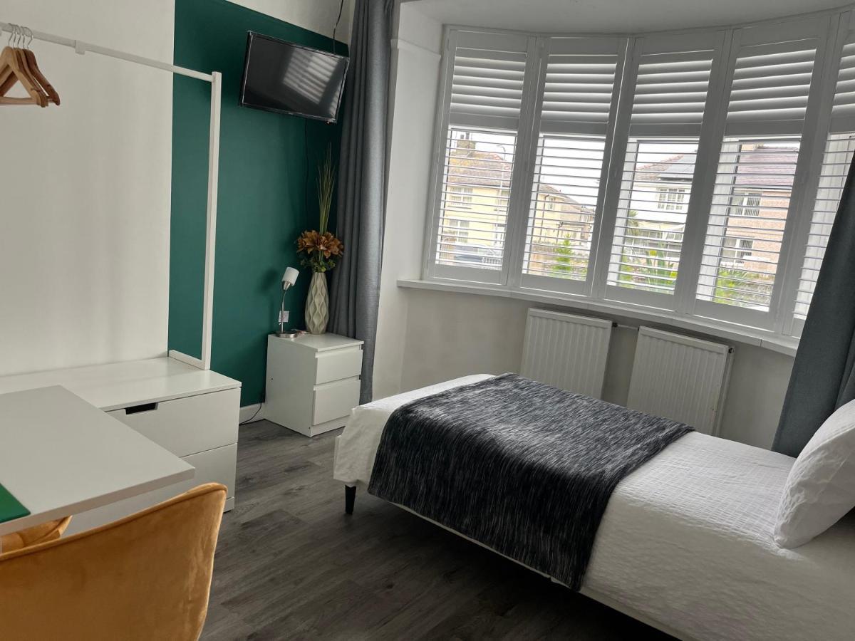 Orient B&B Holyhead Zewnętrze zdjęcie