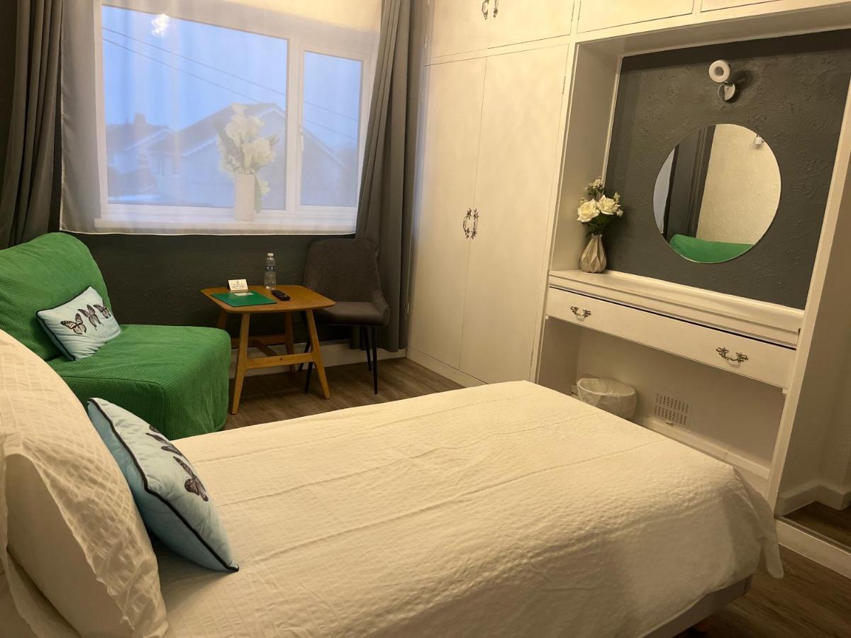 Orient B&B Holyhead Zewnętrze zdjęcie
