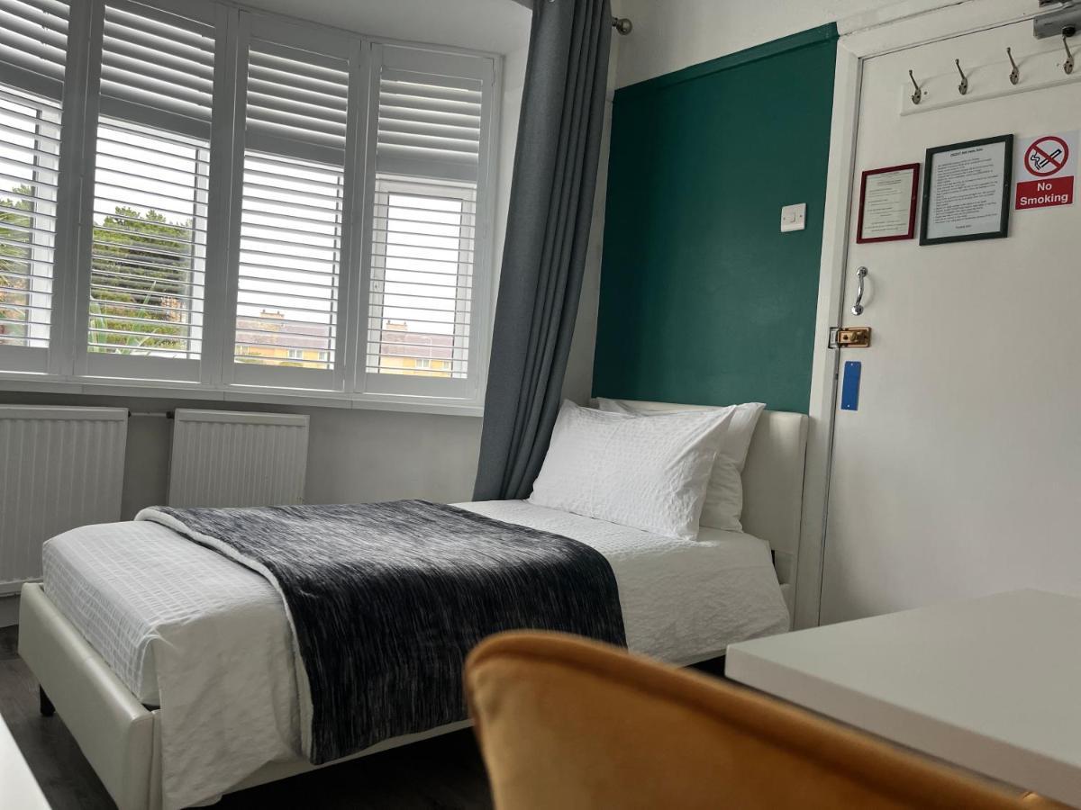 Orient B&B Holyhead Zewnętrze zdjęcie
